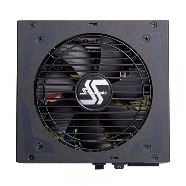 Блок питания Seasonic ATX 650W FOCUS Plus SSR-650PX 80+ platinum (24+4+4pin) APFC 120mm fan 8xSATA Cab Manag RTL