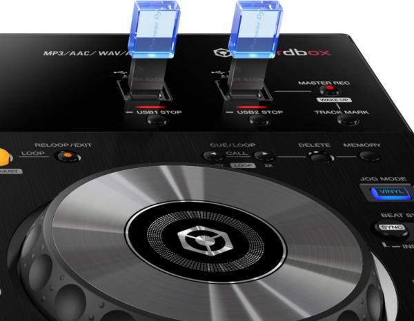 Микшерный пульт Pioneer XDJ-RR (для диджеев среднего уровня)