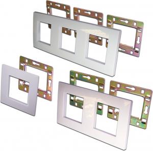 Рамка Lanmaster LAN-FRS45X45/3-WH 45x45 3x45x45 белый (упак.:1шт)