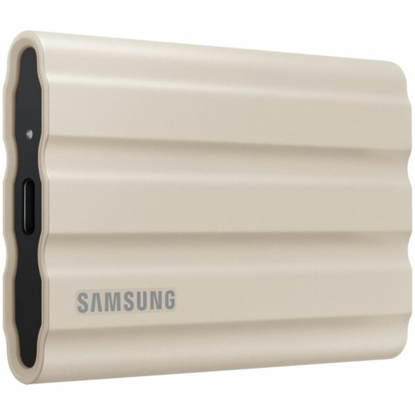 Внешние HDD и SSD / Samsung Electronics MU-PE1T0K/EU / Внешние HDD и SSD/ Samsung External SSD T7 Shield, 1TB, Type C-to-C/A, USB 3.2 Gen2, R/W 1050/1000MB/s, IP65, 88x59x13mm, 98g, Beige (12 мес.)