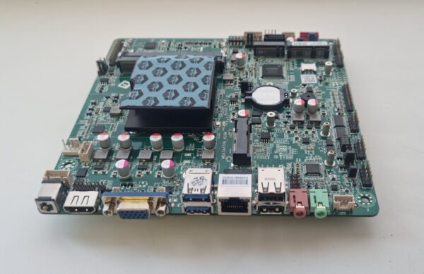 Материнская плата ITX-B102_1512L I5-8260U для POS101 21.5