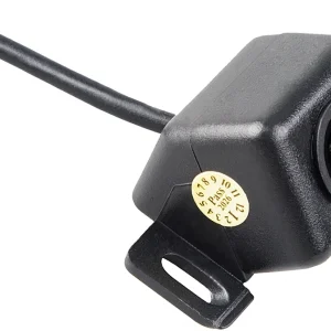 Камера заднего вида Silverstone F1 IP-820AHD универсальная