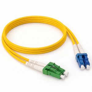 ADVANT ADVOS2-PCD02-LCLC-UA-LY, Duplex, тип волокна SM 9/125 (OS2). Разъемы LC/UPC-LC/APC. Длина 2, оболочка LSZH, диаметр кабеля 3 / Advant ADVOS2-PCD02-LCLC-UA-LY / ADVANT ADVOS2-PCD02-LCLC-UA-LY, Duplex, тип волокна SM 9/125 (OS2). Разъемы LC/UPC-LC/APC. Длина 2, оболочка LSZH, диаметр кабеля 3